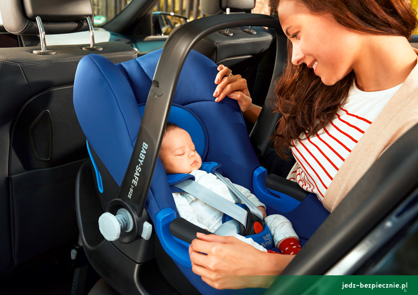 BEZPIECZEŃSTWO DZIECI | Foteliki samochodowe - Britax-Romer Baby Safe i-Size z bazą Isofix dla najmłodszych dzieci | Britax-Romer Baby Safe i-Size